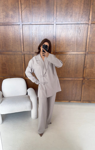 Taupe blazer coord set- gaida