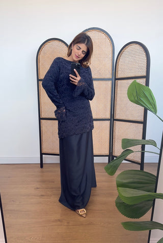 Navy lace dress- valentina