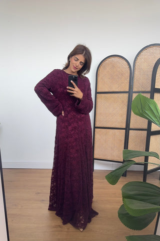 Burgandy  fully lined lace dress- levina