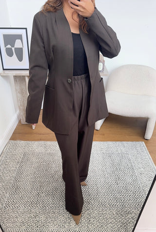 Heia blazer suit in coco - Fash Focused
