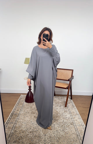 Grey basic abaya with elasticated sleeve- Dina - Fash Focused