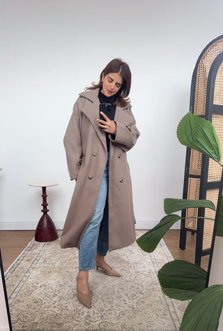 Taupe collar coat- fina