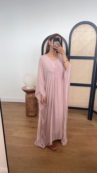 Sanne dress in pink - Fash Focused