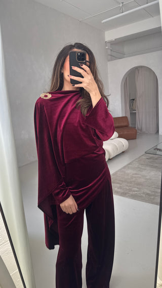 Burgandy velvet scarf coord with gold brooch- nura - Fash Focused