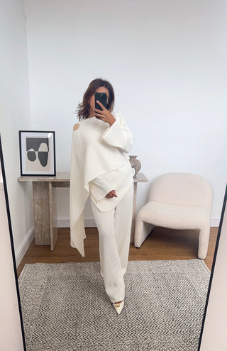 Ivory scarf coord with gold brooch- imani - Fash Focused