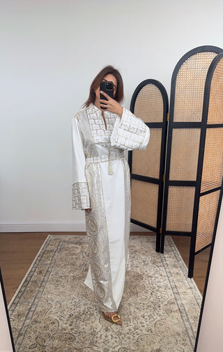 White embellished dress with a belt - zahra - Fash Focused