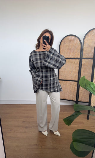 Grey checkered assymetric top- gia