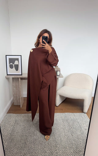 Coco scarf coord with gold brooch- arya - Fash Focused