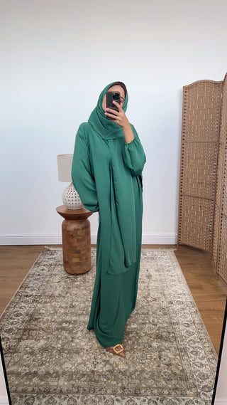 Layli Hooded abaya green