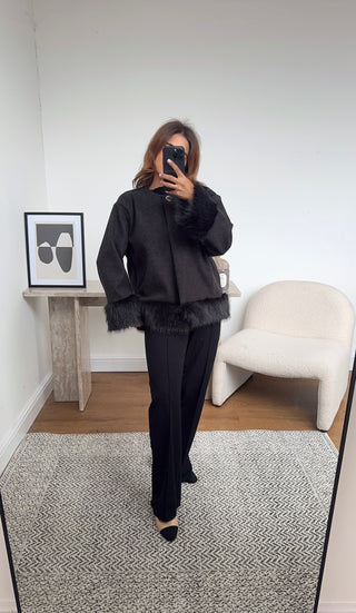 Black faux fur jacket -vasi - Fash Focused