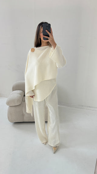 Ivory scarf coord with gold brooch- imani - Fash Focused