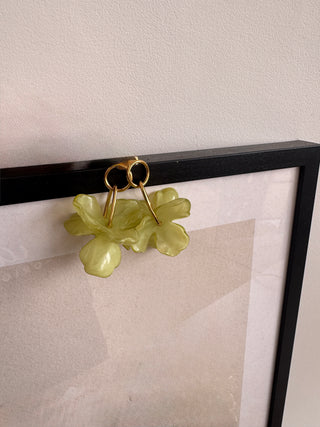 Pistachio bloom earrings