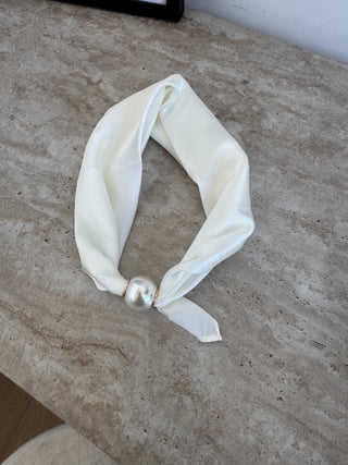 White magnetic pearl neck scarf - Fash Focused