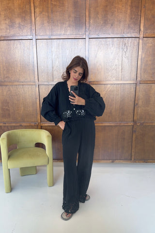 Black crochet coord -hali