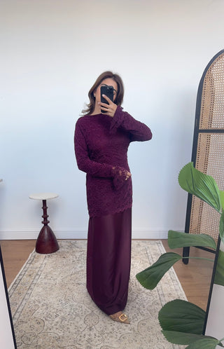 Plum lace dress- valentina