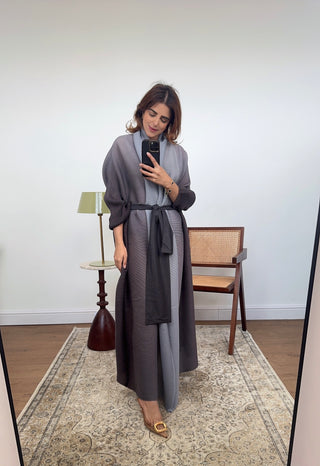 Grey/black pleated kimono - dani - Fash Focused