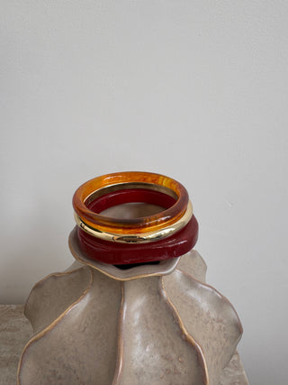 Red resin & metal bangle set