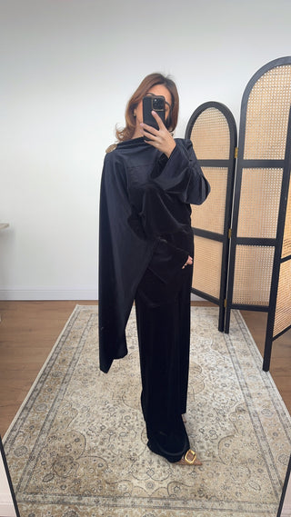 Black velvet scarf coord with gold brooch- nura - Fash Focused