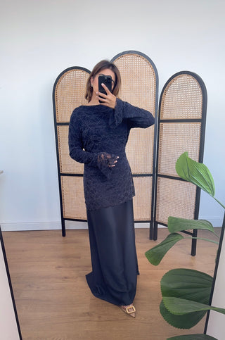 Navy lace dress- valentina