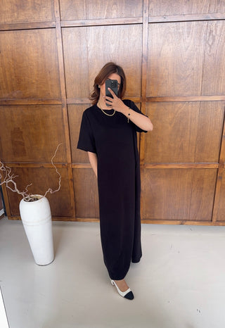 Black T shirt dress with pockets - eva - Fash Focused