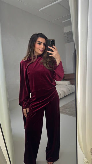 Burgandy velvet scarf coord with gold brooch- nura - Fash Focused