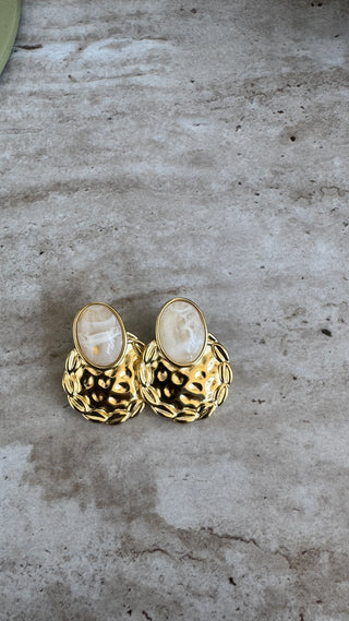 Vintage gold muse earrings - Fash Focused