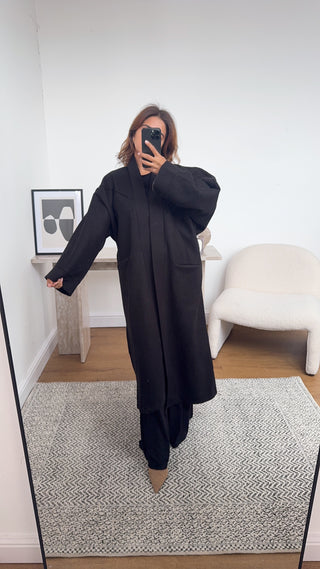 Black coat with pockets - shaynia - Fash Focused