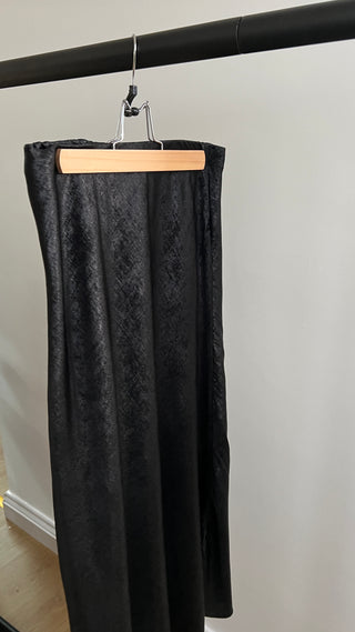 Mayel skirt in shimmer black