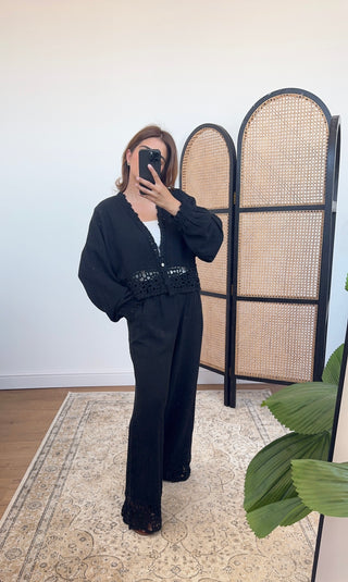 Black crochet coord -hali