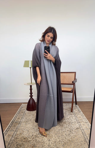 Grey/black pleated kimono - dani - Fash Focused