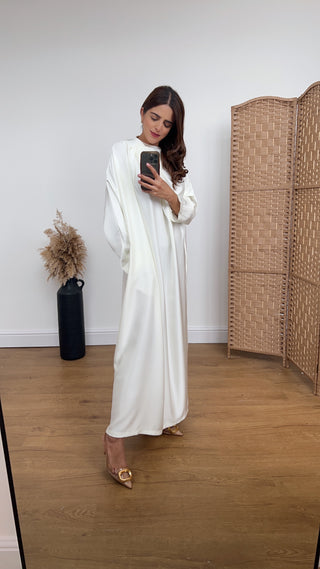 Amari dress in white