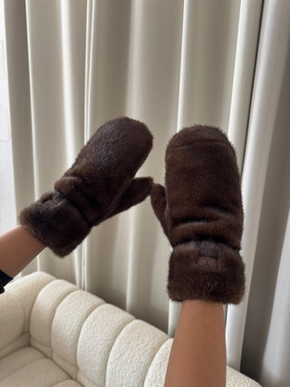 Coco faux fur mittens - Ima - Fash Focused