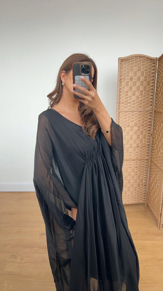 sanne dress in black - Fash Focused