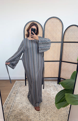 Black Zigzag crochet dress with belt- yaita