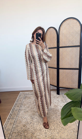 Cream Zigzag crochet dress with belt- yaita