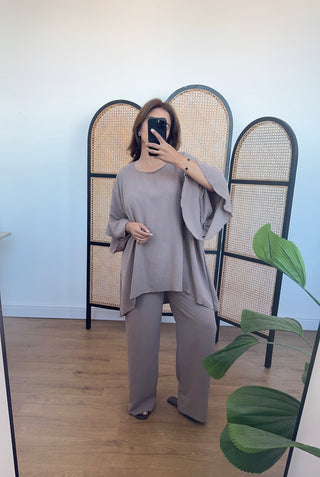 Taupe basic frill sleeve Coord- ria