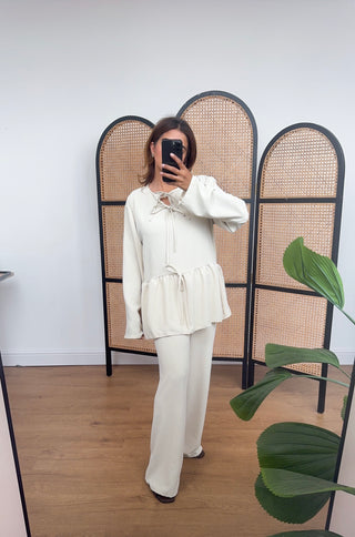 Ivory bow coord- amara