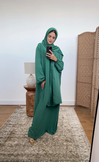 Layli Hooded abaya green