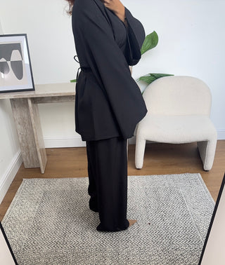 Black pearl button and wide trouser set- manai