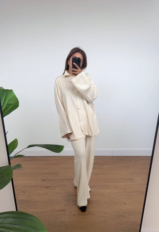 Fash Focused – Ivory ribbed modest co-ord set – Autumn winter outfit
